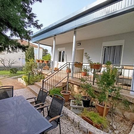 Holiday Home Lola - Large Outdoor Area Starigrad Paklenica Exterior photo