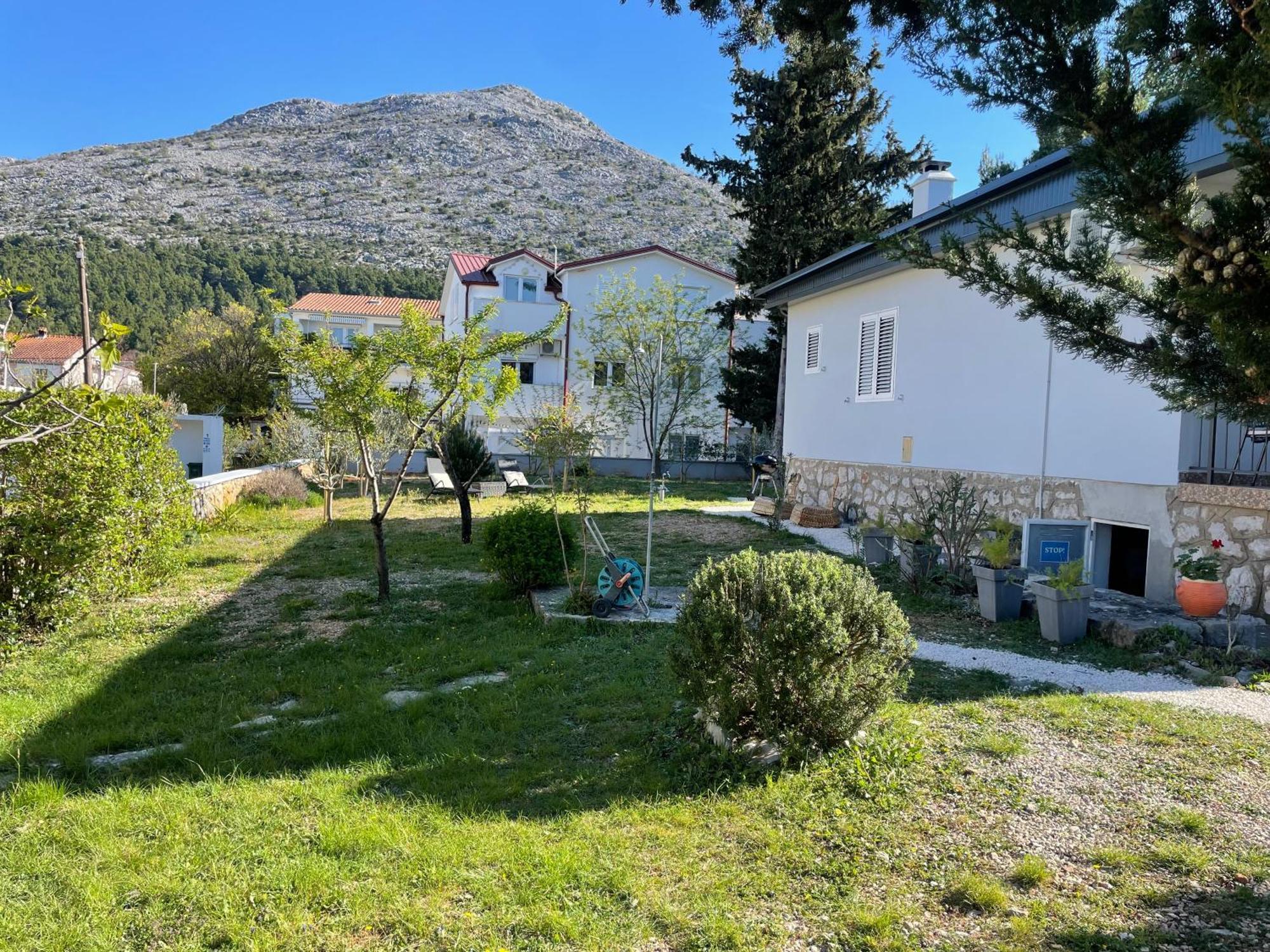Holiday Home Lola - Large Outdoor Area Starigrad Paklenica Exterior photo